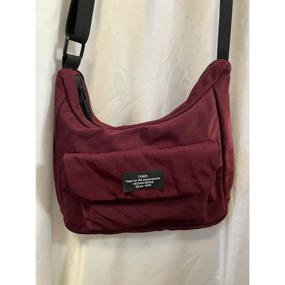 Tiger Vegan‎ Crossbody Bag Burgundy